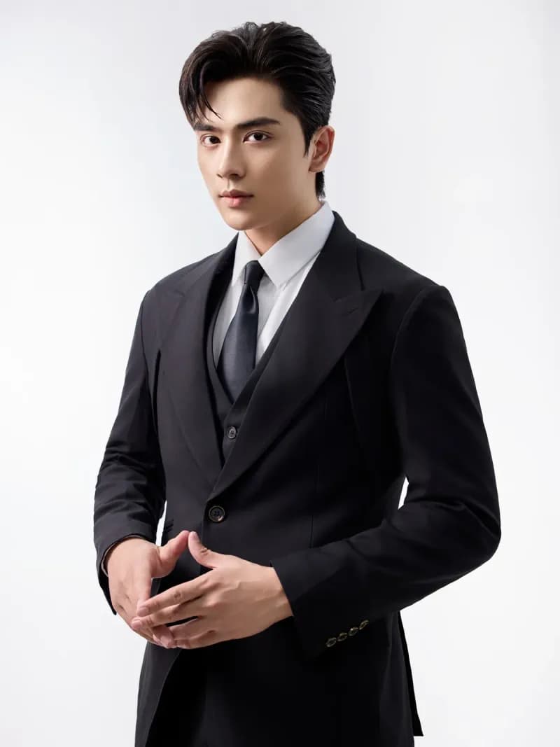 Suit đen ba mảnh REMMY