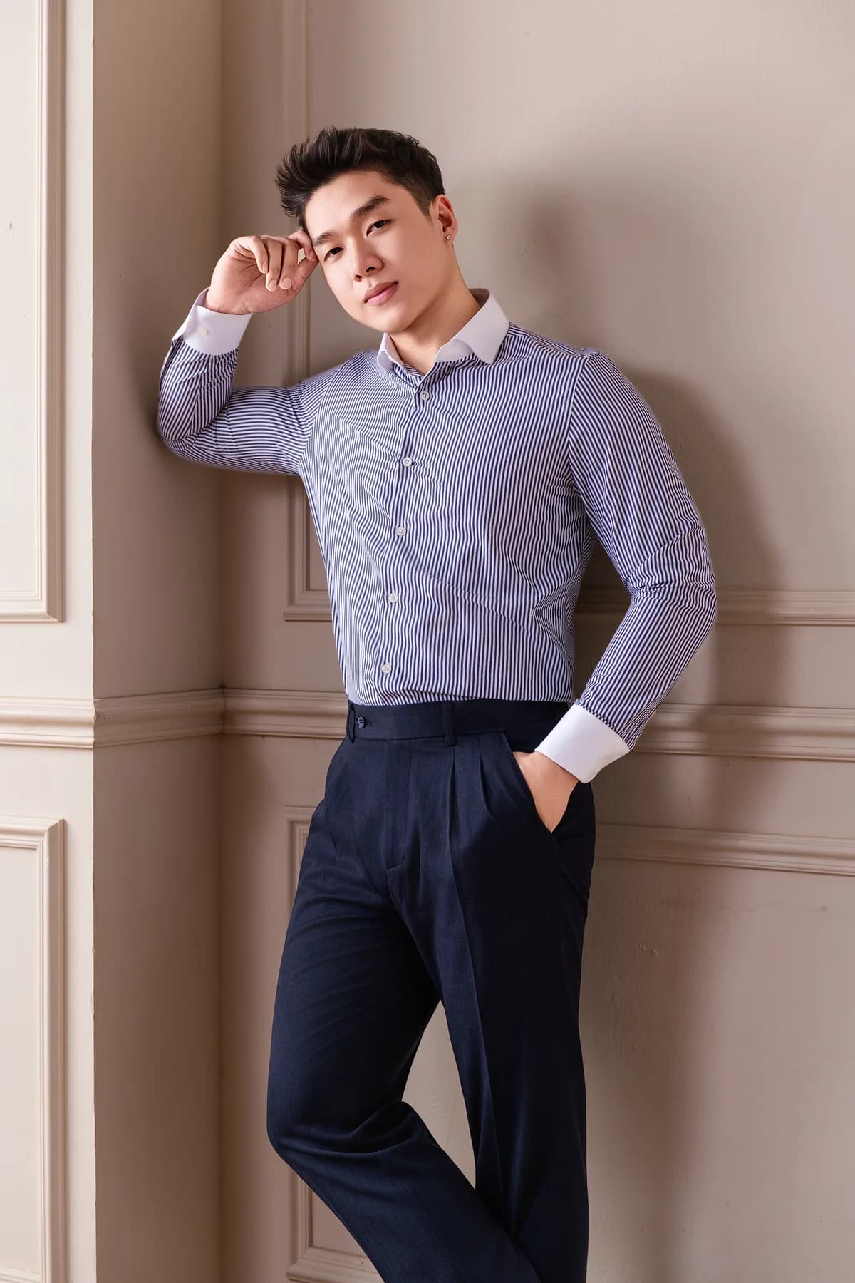 Sơ mi Kẻ navy, cổ trắng — chi tiết, Lookbook Sơ mi mới về REMMY