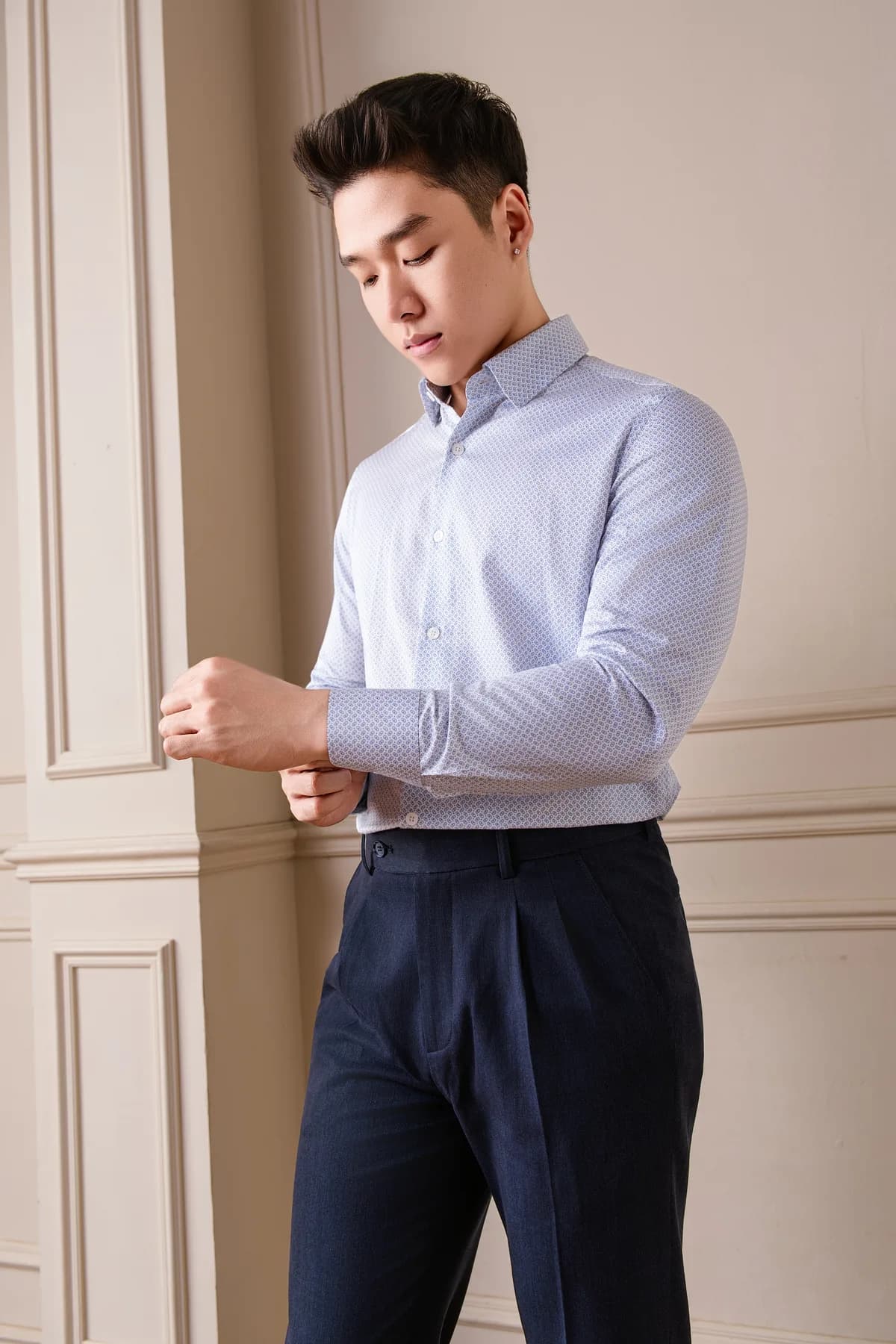 Sơ mi Xanh nhạt họa tiết chìm — ảnh chính, Lookbook Sơ mi mới về REMMY
