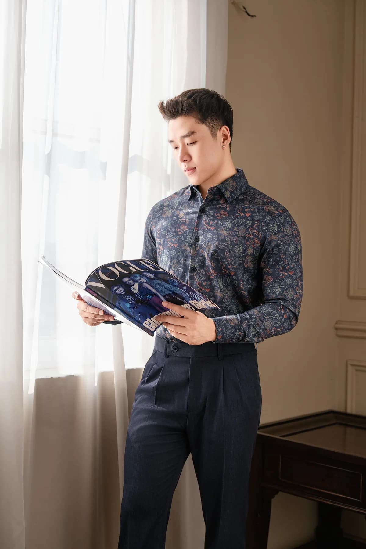 Sơ mi Hoa văn navy — ảnh chính, Lookbook Sơ mi mới về REMMY