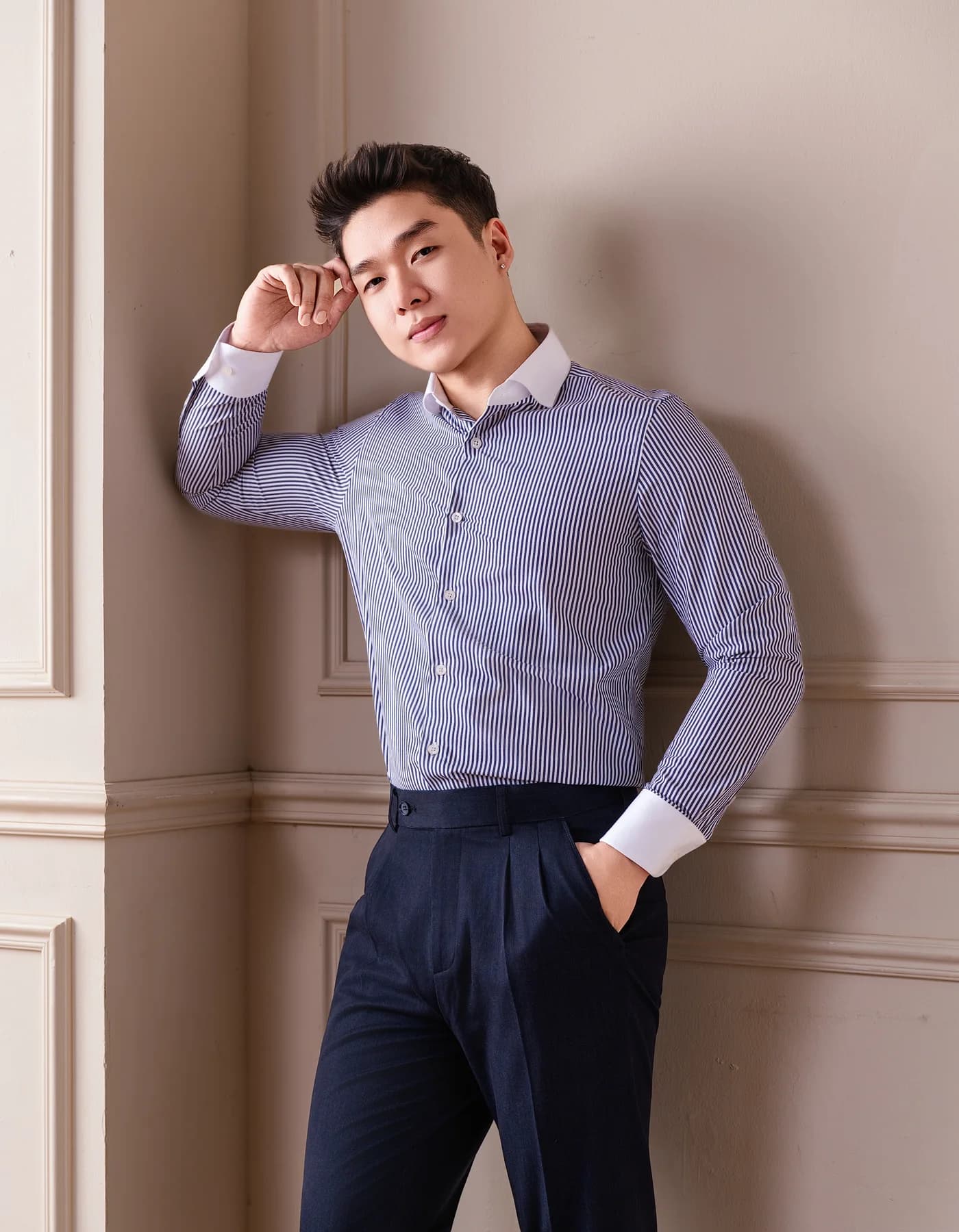Sơ mi kẻ navy cổ trắng — Lookbook Sơ mi mới về, REMMY